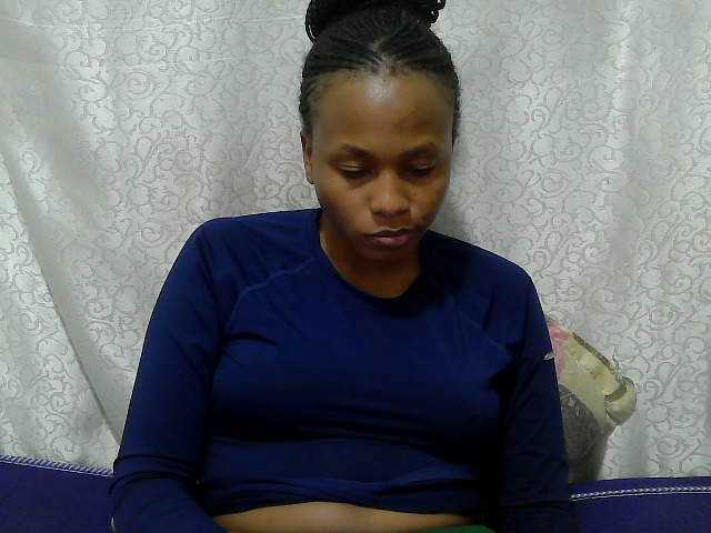 Caroldoly live cam on BongaCams