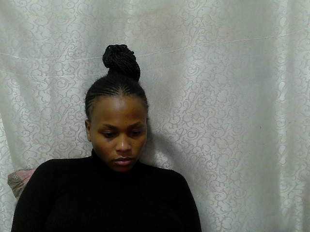 Caroldoly live cam on BongaCams