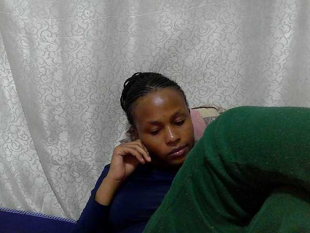Caroldoly live cam on BongaCams