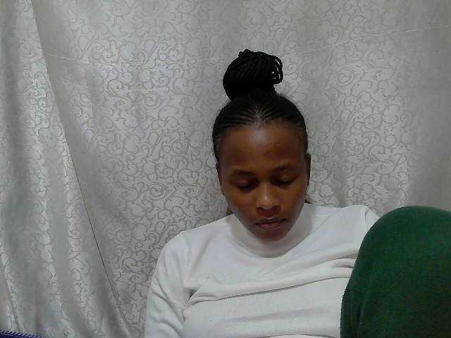 Caroldoly live webcam show