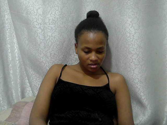 Caroldoly live cam on BongaCams