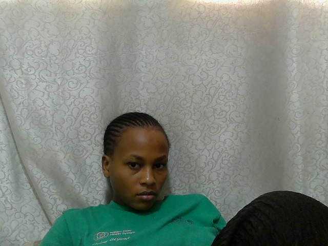 Caroldoly webcam bongacams model stream image