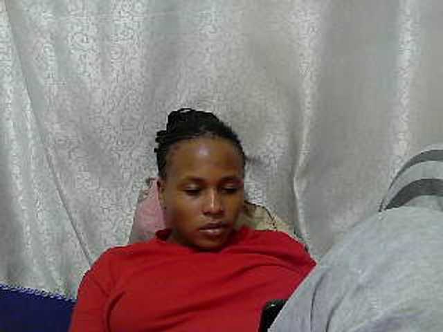 Caroldoly live cam on BongaCams