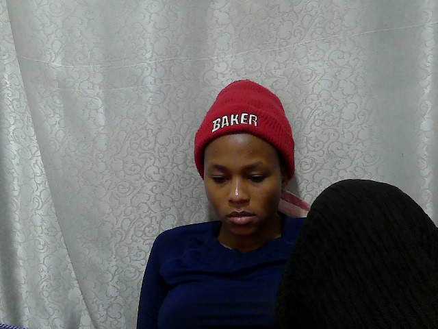 Caroldoly live cam on BongaCams