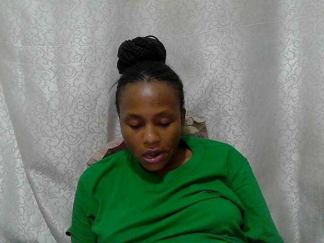 Caroldoly live cam on BongaCams