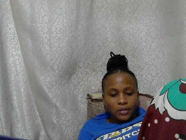 Caroldoly live webcam show