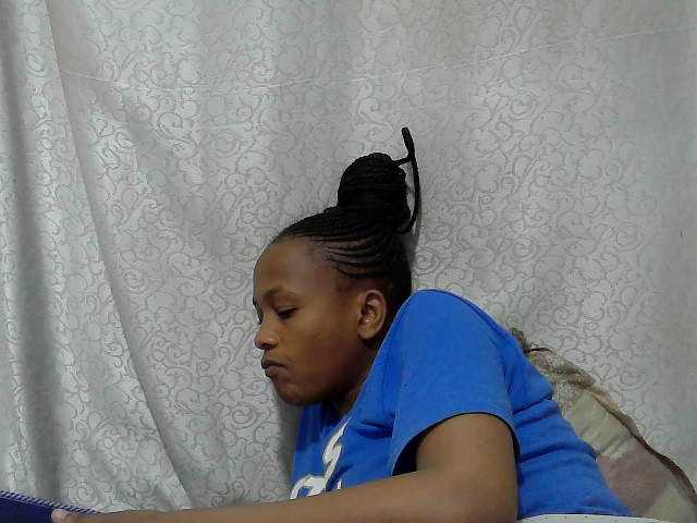 Caroldoly live webcam show