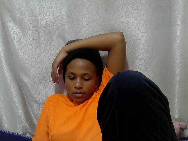 Caroldoly live cam on BongaCams