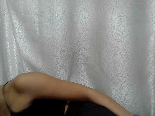Caroldoly live cam on BongaCams