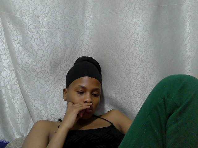 Caroldoly webcam