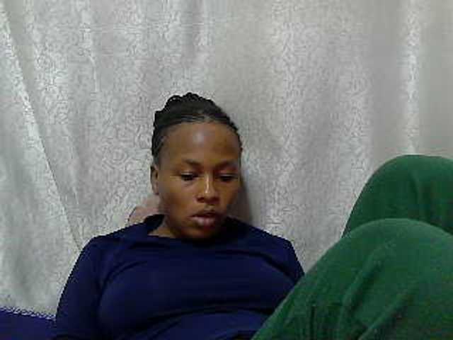 Caroldoly live cam on BongaCams