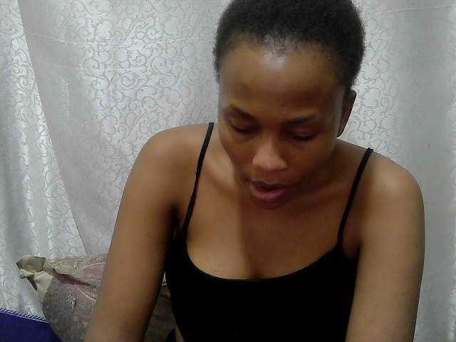 Caroldoly live cam on BongaCams