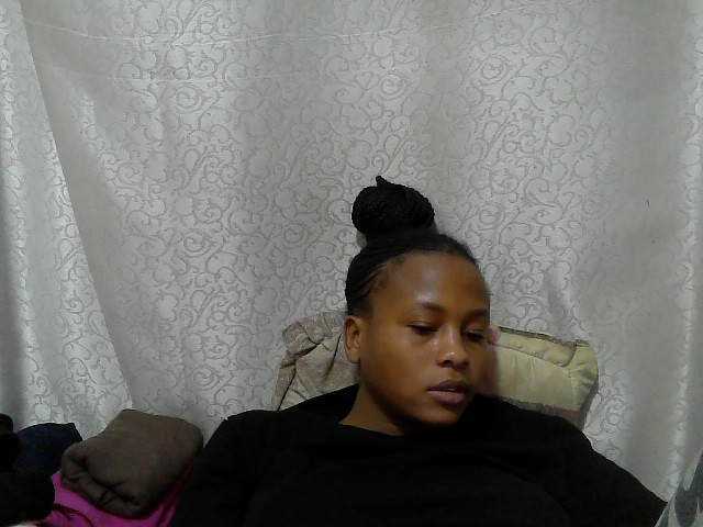 Caroldoly live cam on BongaCams