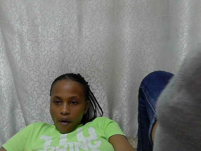 Caroldoly live cam on BongaCams