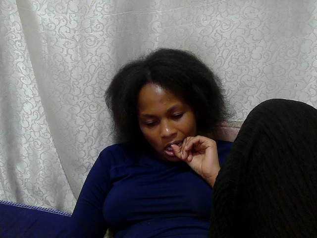 Caroldoly Cam en directo en BongaCams