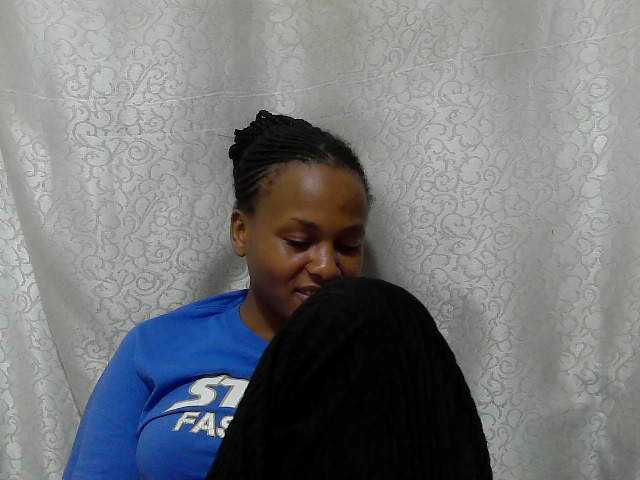 Caroldoly live cam on BongaCams