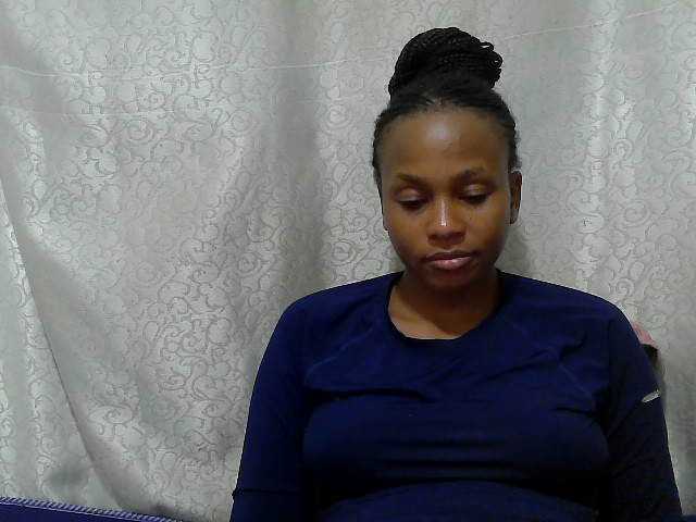 Caroldoly live cam on BongaCams