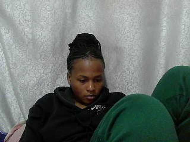 Caroldoly live cam on BongaCams