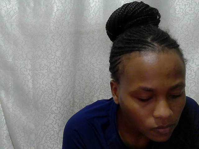 Caroldoly live cam on BongaCams