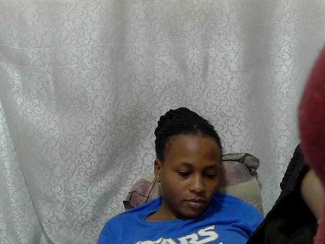 Caroldoly live cam on BongaCams