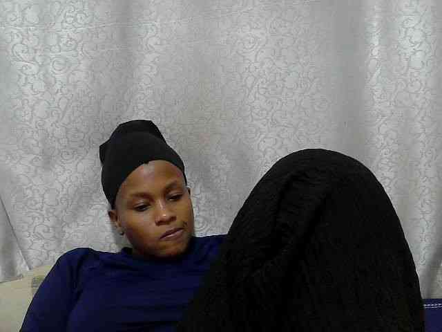Caroldoly webcam