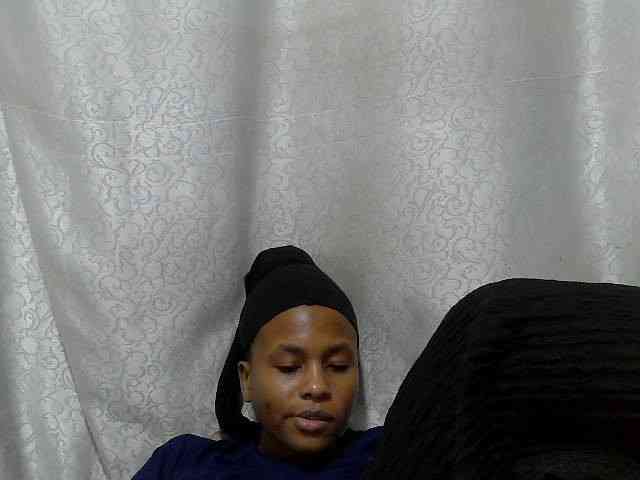 Caroldoly webcam