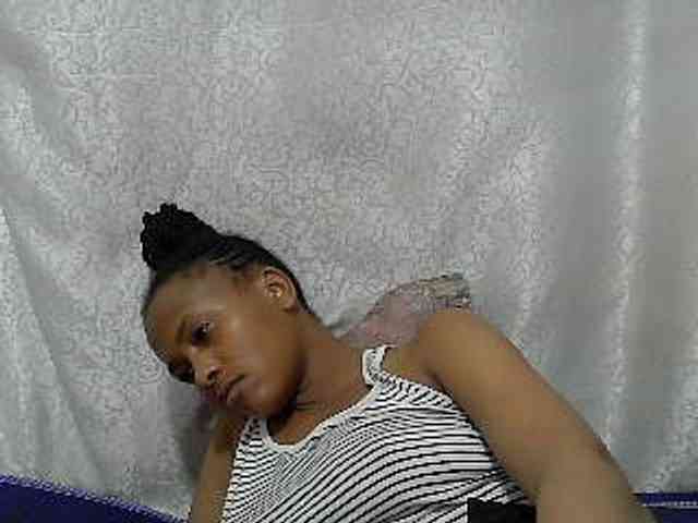 Caroldoly webcam