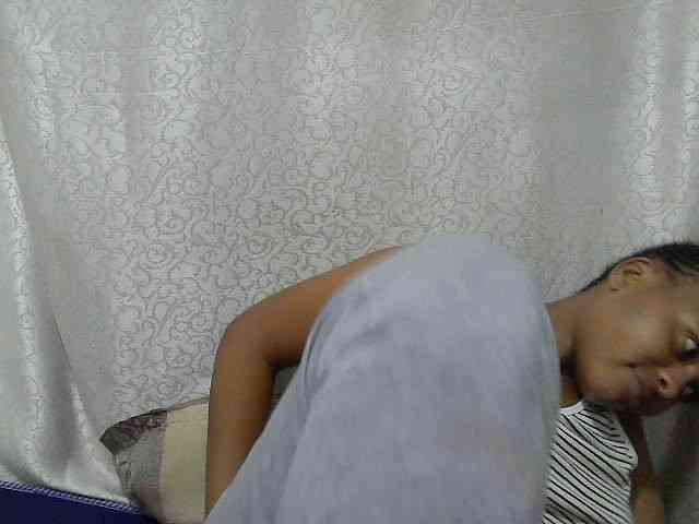 Caroldoly webcam