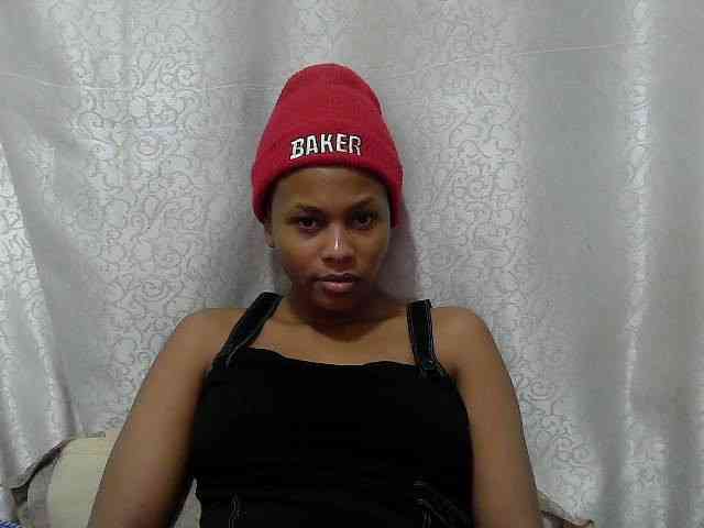 Caroldoly webcam