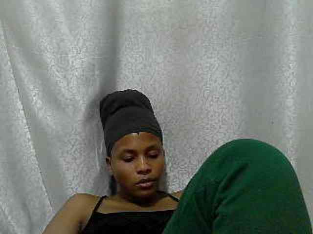 Caroldoly webcam
