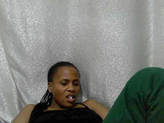 Caroldoly webcam