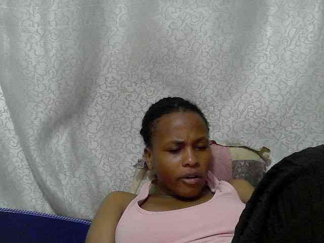 Caroldoly webcam
