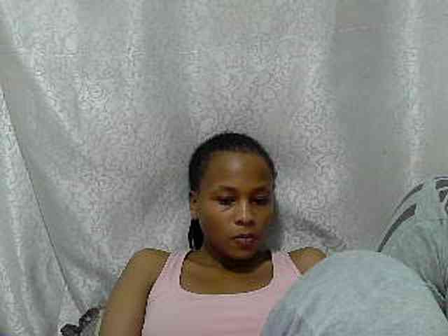 Caroldoly webcam