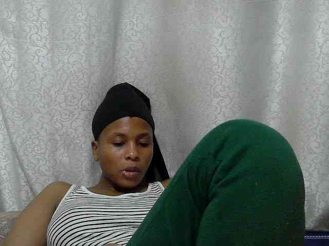 Caroldoly webcam