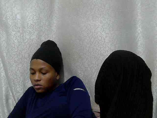 Caroldoly webcam