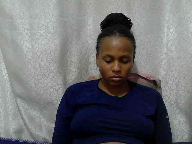 Caroldoly webcam