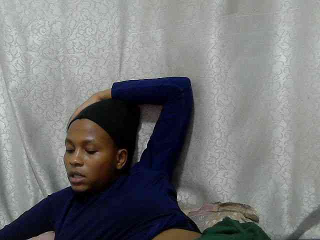 Caroldoly webcam