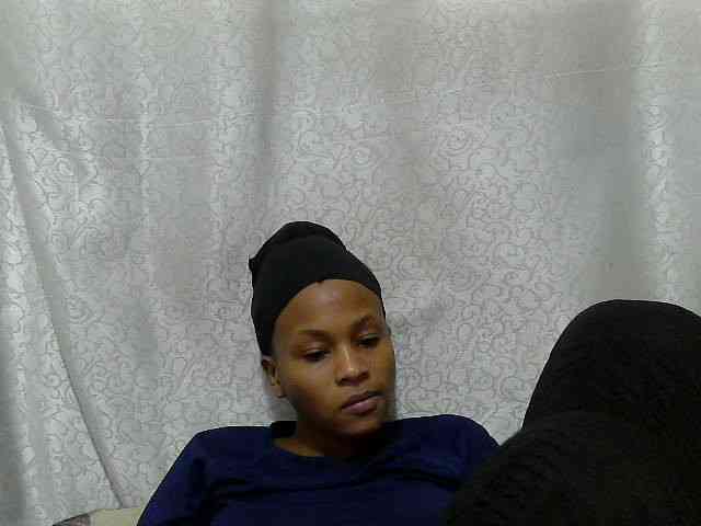 Caroldoly webcam