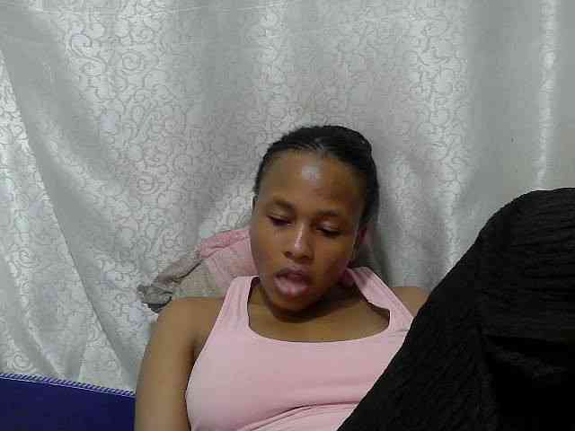 Caroldoly webcam