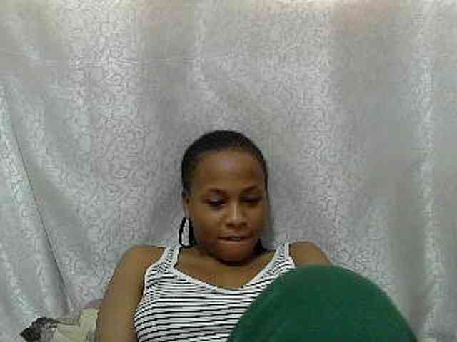 Caroldoly webcam