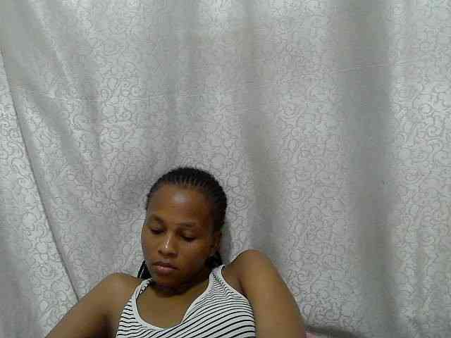 Caroldoly webcam