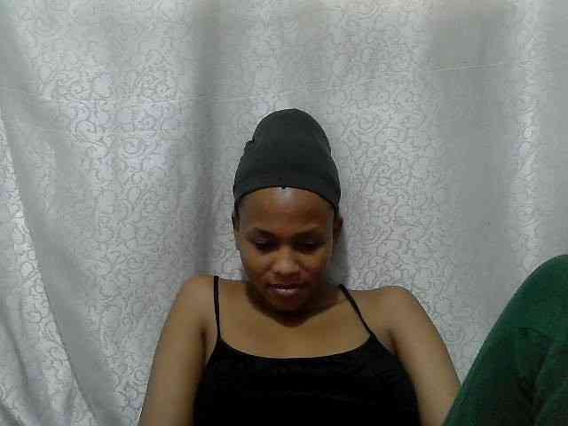 Caroldoly webcam