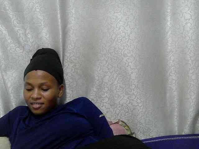 Caroldoly webcam