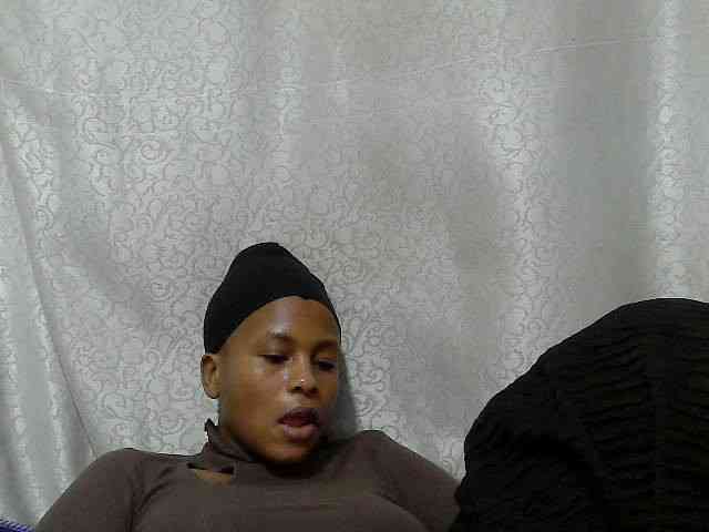 Caroldoly webcam