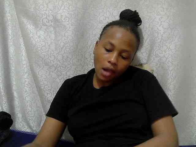 Caroldoly webcam