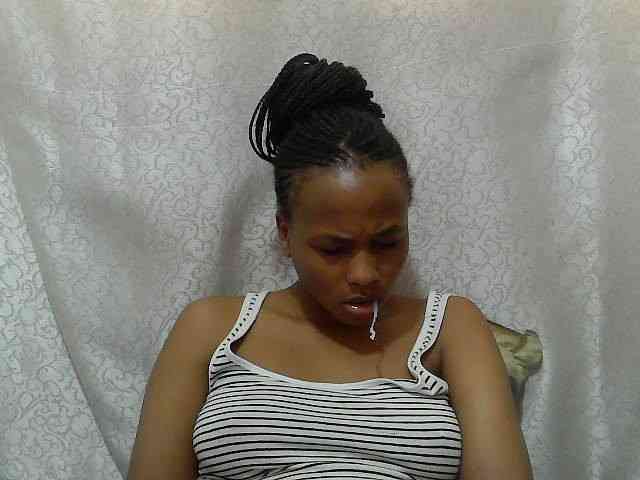 Caroldoly webcam