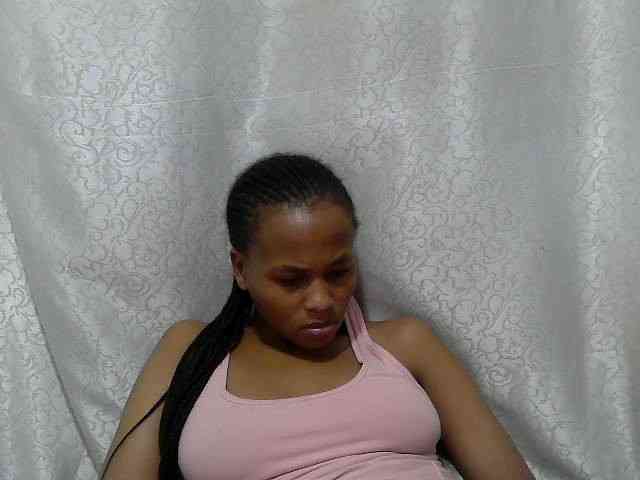 Caroldoly webcam