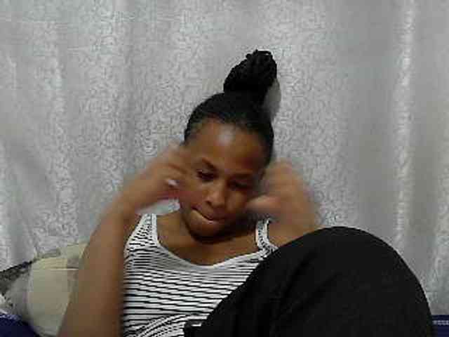 Caroldoly webcam