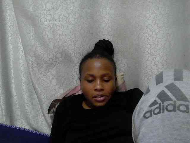 Caroldoly webcam