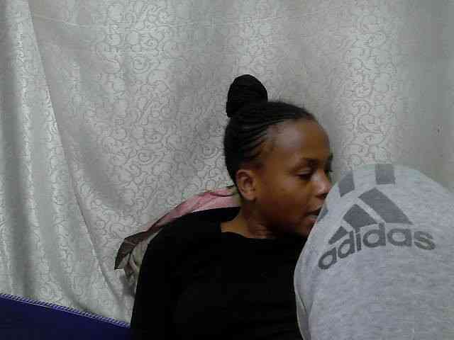 Caroldoly webcam